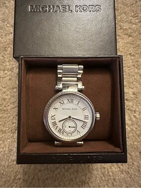 Michael Kors Skylar Silver Dial Stainless Steel Ladies Watch MK5866